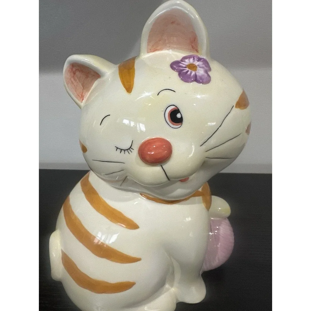 Ceramic Winking Striped Cat Piggy Bank Kitty Kitten Flower Yarn 12